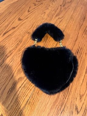 SHEIN Black Heart-Shaped Faux Fur Mini Bag